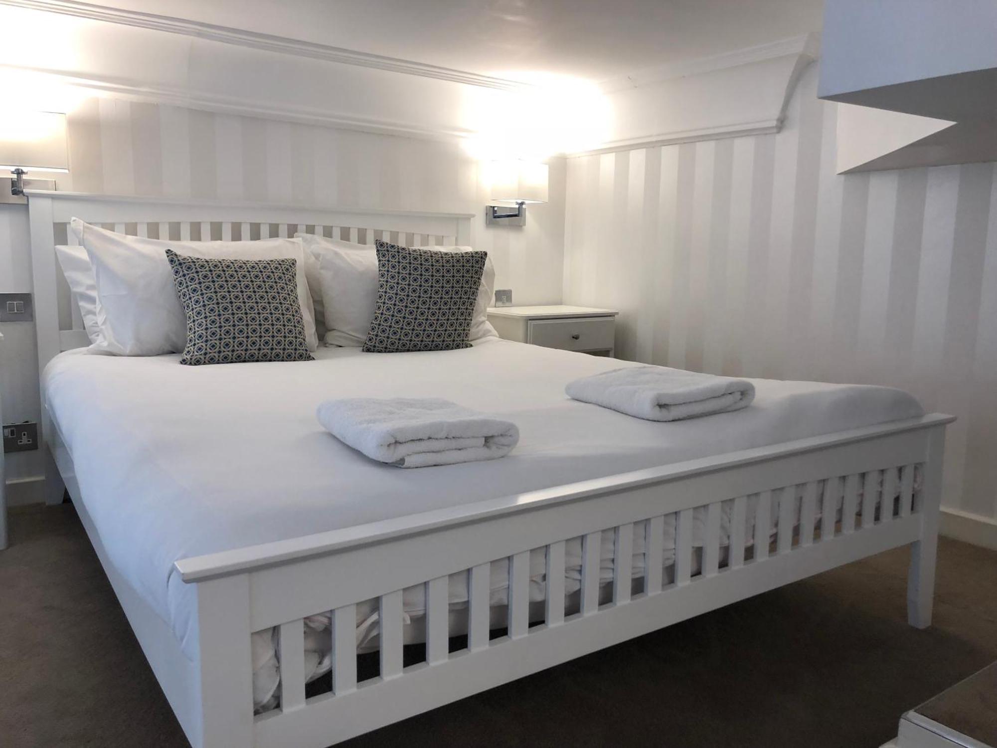 Luxury Mezzanine In Kensington / Earls Court Garden Square Appartamento